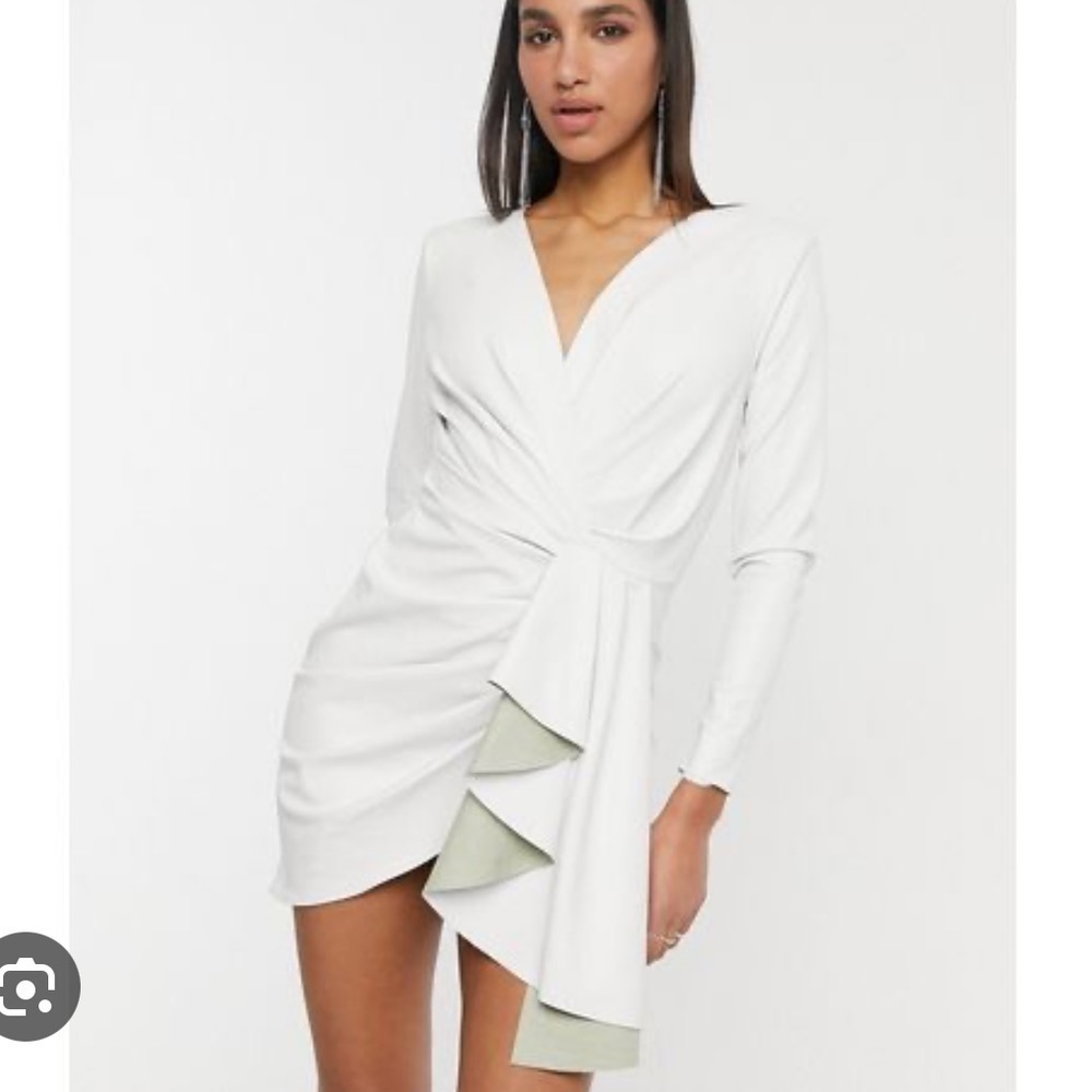 Unique and gorgeous ASOS Design PU plunge drape white dress size 4​​​​​​​​​​​​